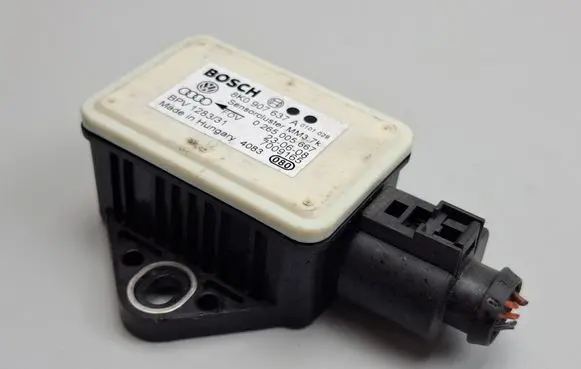 Audi A4 S4 B8 8K ESP acceleration yaw rate sensor 8K0907637A 0265005667 7009165
