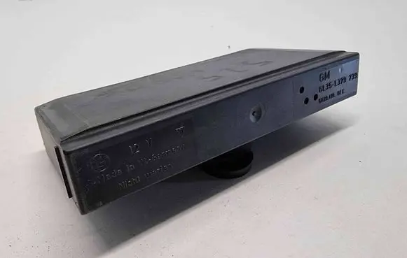 BMW 5 E34 Comfort/convenience module 61351379739 603941001B 603941001E