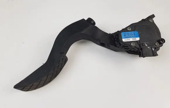 Audi A4 S4 B6 8E 8H Accelerator throttle pedal 8EI723523B
