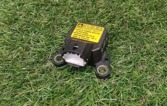 Lexus GS 300 400 430 Airbag deployment crash/impact sensor 8944130050 4991000400
