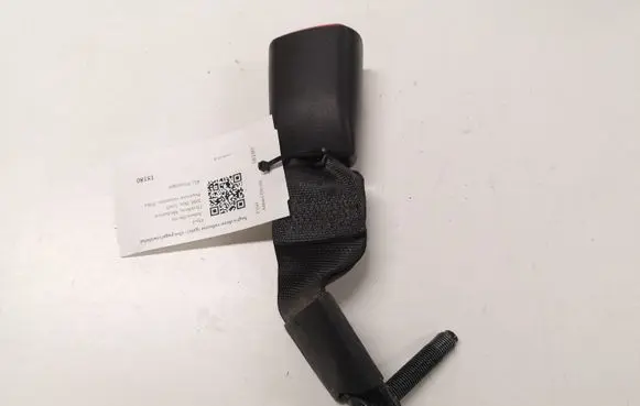 Opel Antara Middle seatbelt buckle (rear) 