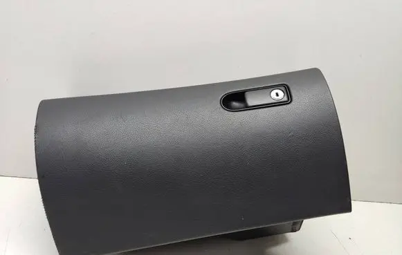Mercedes-Benz C W205 Glove box 2392248