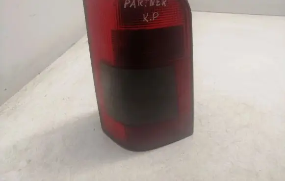 Peugeot Partner Rear/tail lights
