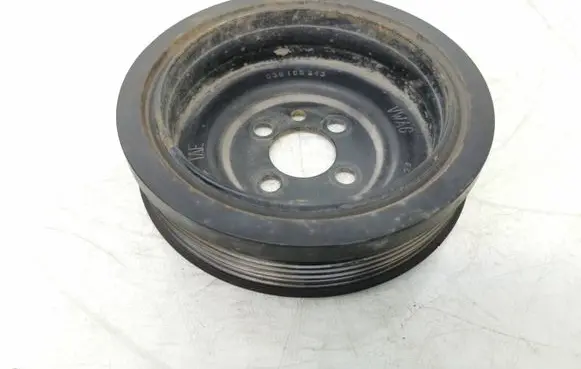 Volkswagen PASSAT B6 Crankshaft pulley 03G105243