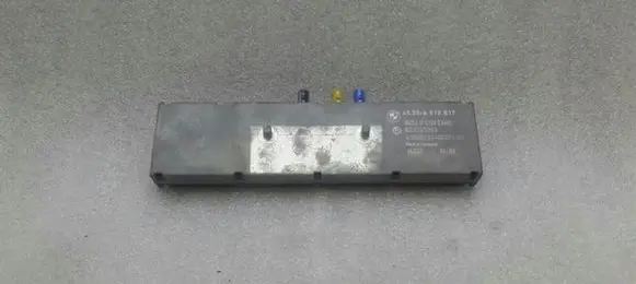 BMW Z4 E85 E86 Aerial antenna amplifier 6912817
