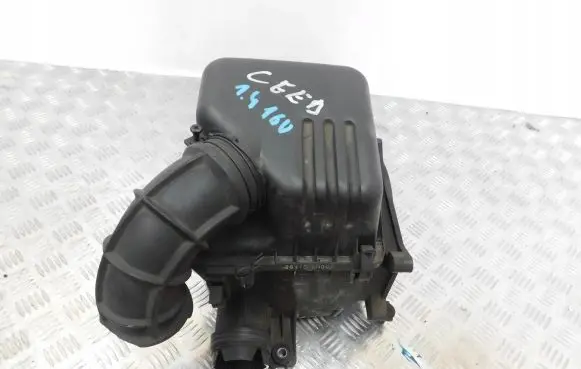 KIA Ceed Air filter box 281102H000