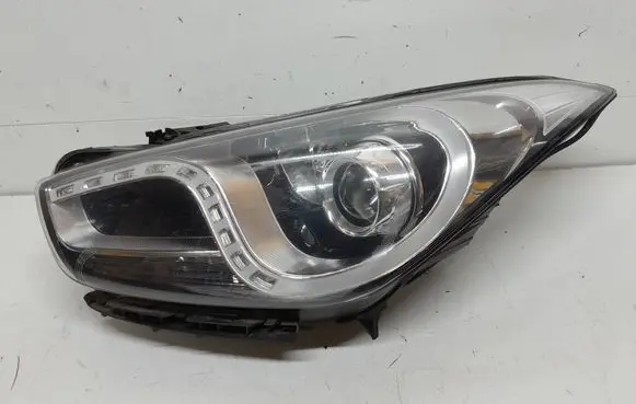 Hyundai i40 Headlight/headlamp 921013Z100