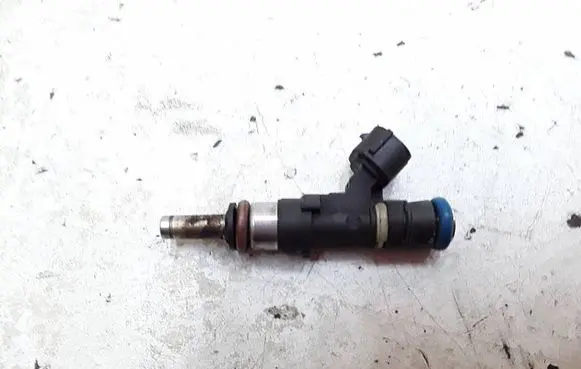 Mitsubishi Lancer VIII Fuel injector 1465A029 EAT305