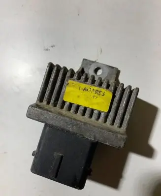 Opel Vivaro Glow plug pre-heat relay