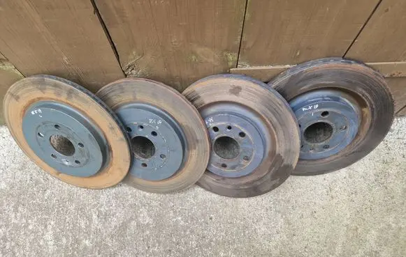 Ford Explorer V Brake discs and calipers set 