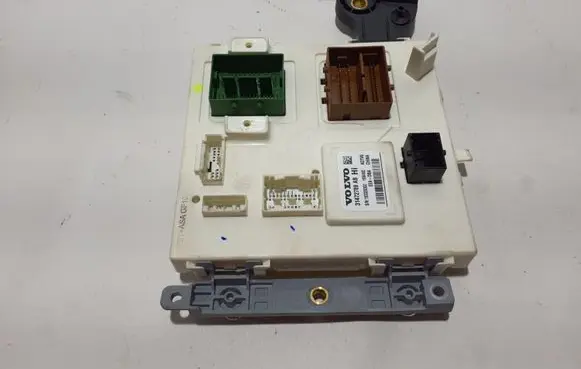 Volvo S90, V90 Comfort/convenience module 31472789