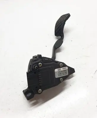 Audi A4 S4 B7 8E 8H Accelerator throttle pedal 8E2721523C