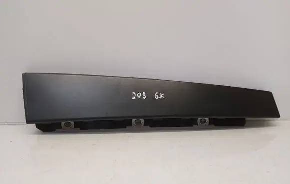 Peugeot 208 (C) pillar trim 9674340677