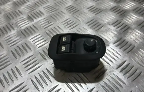 Citroen Xsara Electric window control switch