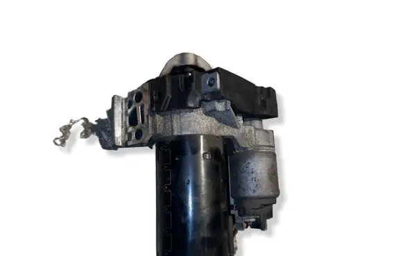 BMW X5 F15 Starter motor 0001148020