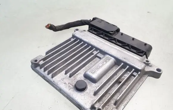 Mercedes-Benz E W211 Engine control unit/module A6461501334 A0044464840