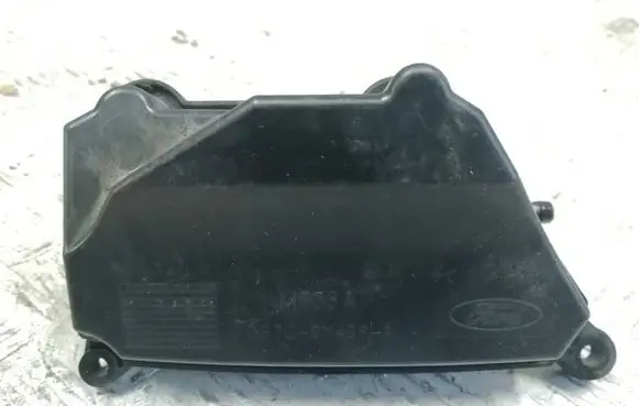 Ford Focus Other engine bay part DS7G9Y498A M738A