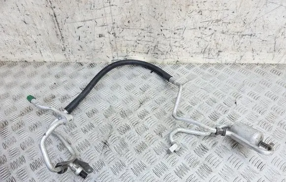 Air conditioning (A/C) pipe/hose
