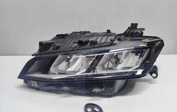 Peugeot 308 Headlight/headlamp 98516733