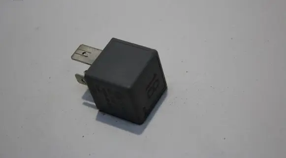 Audi A4 S4 B5 8D Other relay 191937503