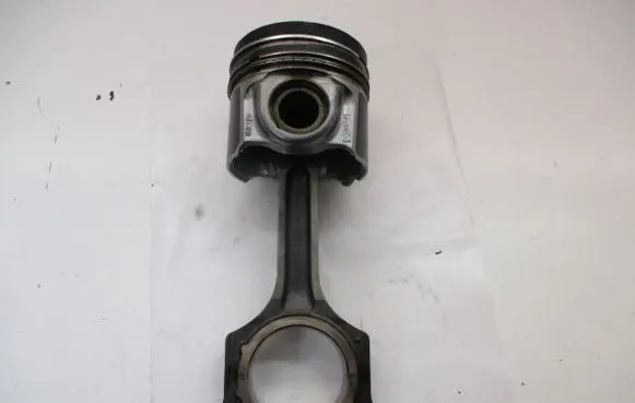 Ford Transit Custom Piston with connecting rod ATE00 YMF6