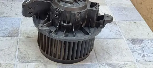 Ford B-MAX Heater fan/blower AV1119846AB 0130115579