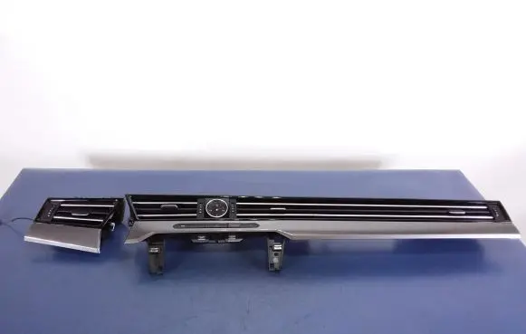Volkswagen PASSAT B8 Dashboard side air vent grill/cover trim