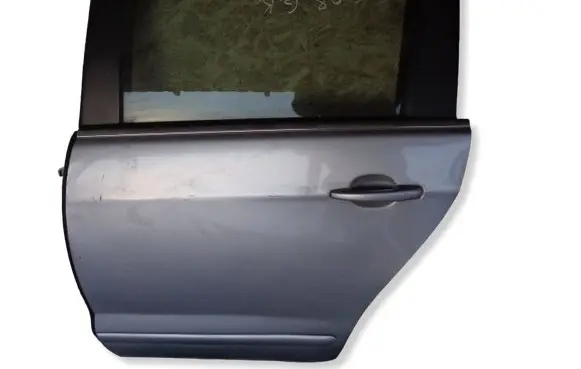Peugeot 5008 Rear door 