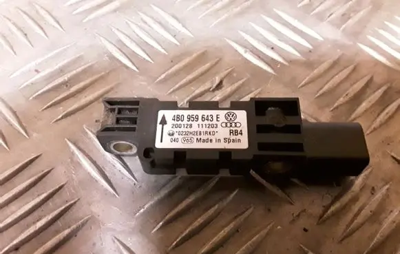 Audi A8 S8 D3 4E Airbag deployment crash/impact sensor 4B0959643E