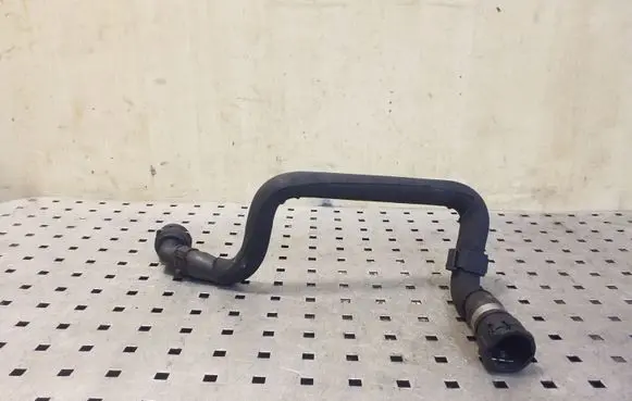 Audi A5 8T 8F Engine coolant pipe/hose 8K0121109K