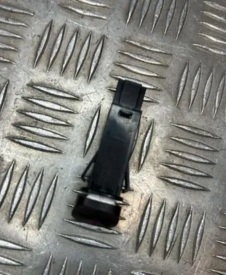 Volvo XC90 Hazard light switch 9168302