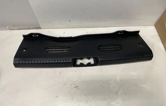 Hyundai i20 (PB PBT) Trunk/boot sill cover protection 857701J100RY