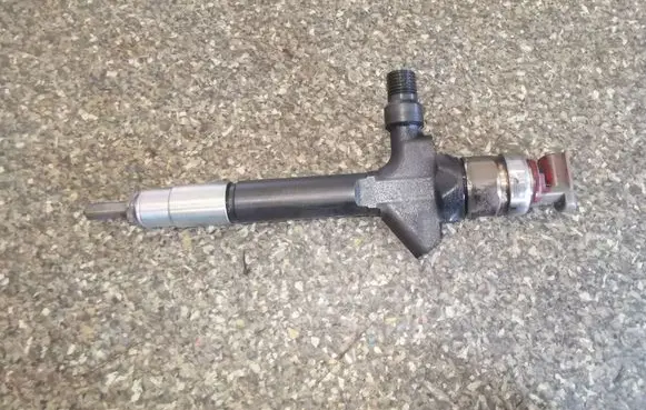 Mazda 6 Fuel injector 13H50