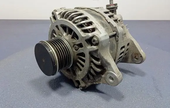 Subaru Forester SH Generator/alternator 23700AA660