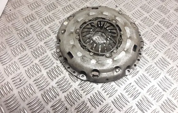 Opel Astra H Pressure plate 