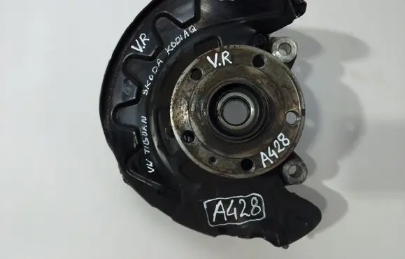 Audi A3 S3 8V Front wheel hub spindle knuckle 5Q0407258A