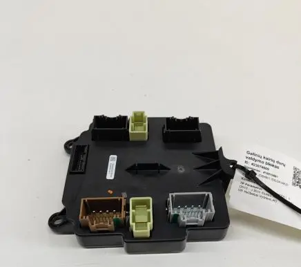 Tesla Model X Door control unit/module 106205600B