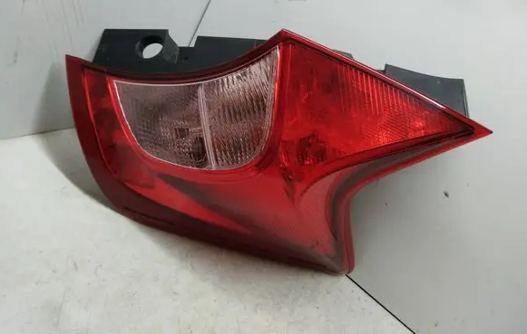 Nissan Note (E12) Rear/tail lights