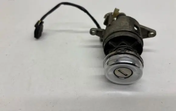 Audi Cabriolet B3 8G Tailgate exterior lock 4A5862055