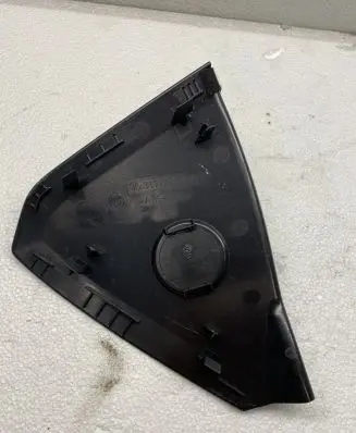 BMW i3 Dashboard side end trim 10031978109