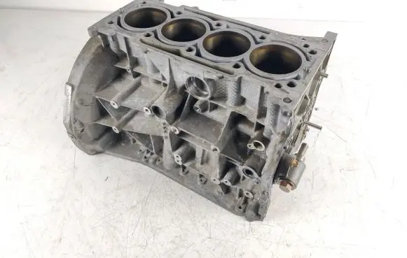 Mercedes-Benz Vito Viano W447 Engine block 274920 A2740100503