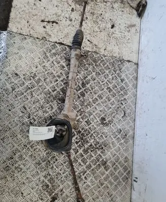 Toyota Avensis T250 Steering rack