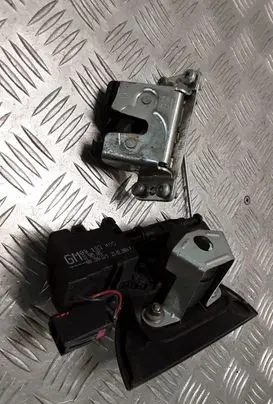 Opel Meriva A Loading door lock 09183495 13168316 13168317