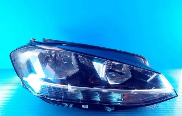 Volkswagen Golf VII Headlight/headlamp 5G1941006D 1EB01306602