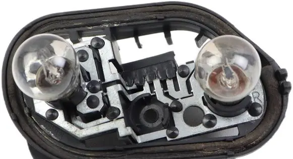 Seat Ibiza III (6L) Tail light bulb cover holder 6L6945258