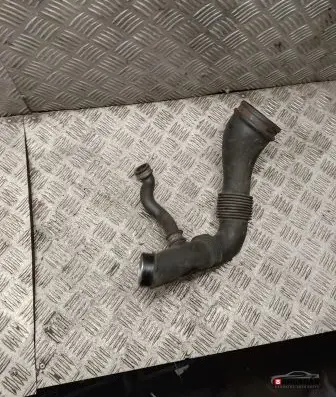 Ford Focus Air intake hose/pipe 4m519a673ad