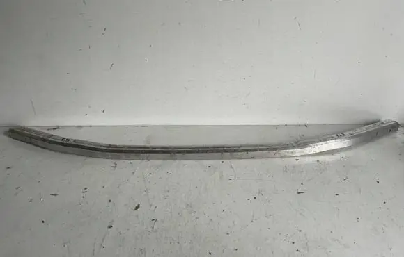 BMW 2 Active Tourer U06 Front bumper support beam 8737237