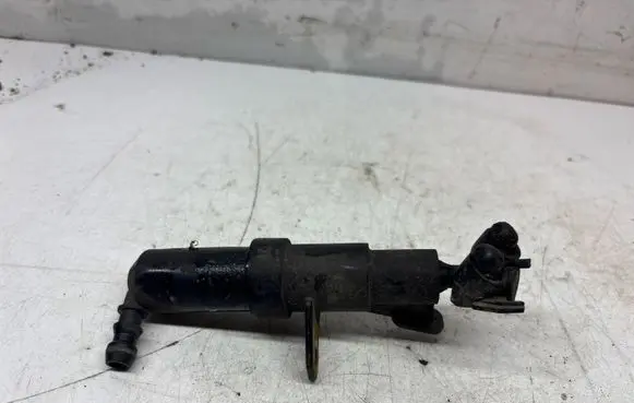 Skoda Octavia Mk2 (1Z) Headlight washer spray nozzle 1307030224