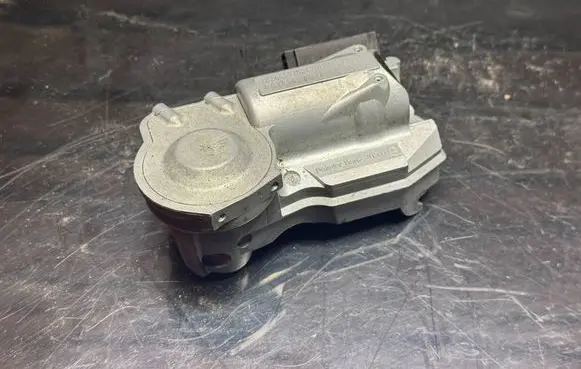 Mercedes-Benz Sprinter W906 Engine control unit/module 7026451750420101 A0375456132 19022015