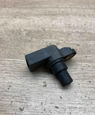 BMW 3 E46 Camshaft position sensor 2249320 224932005